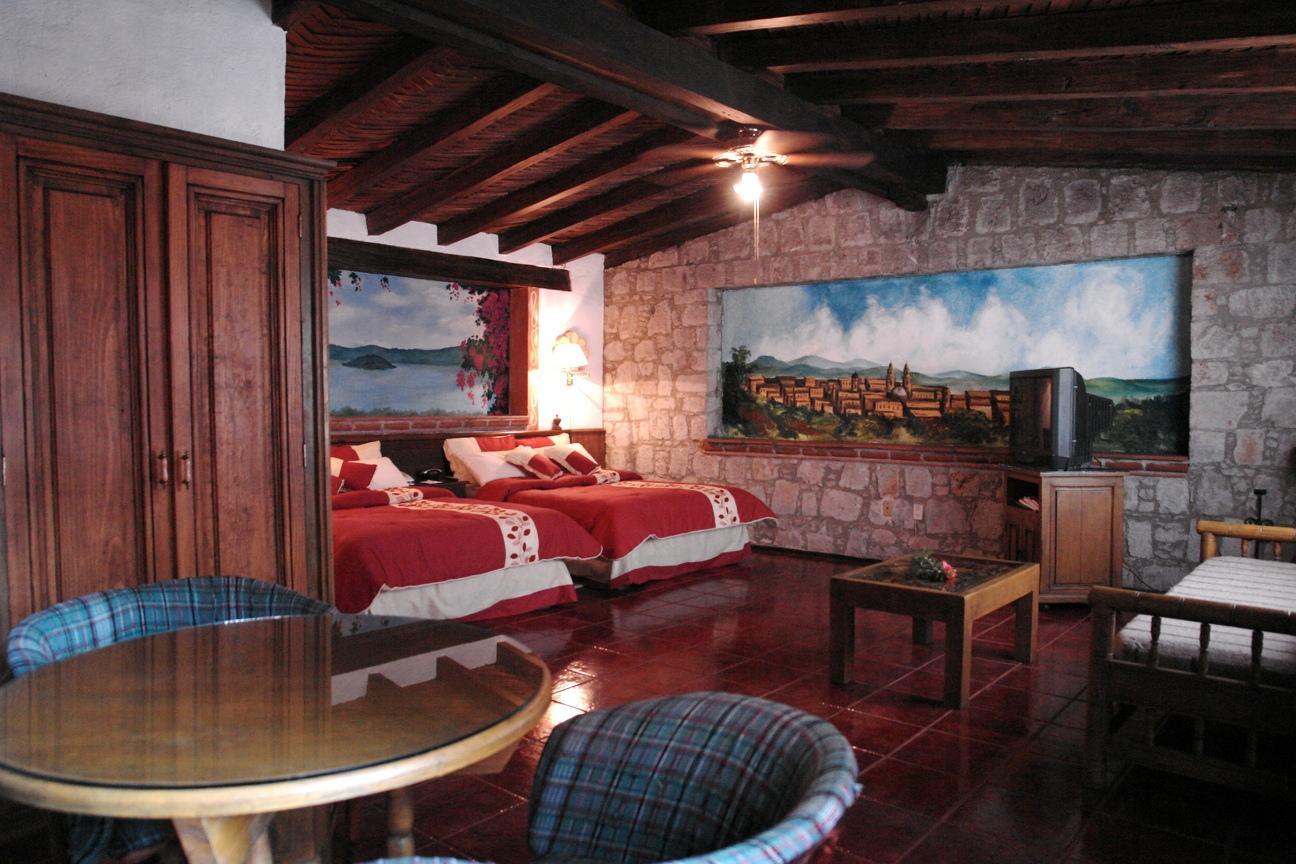 Villa San Jose Hotel & Suites Морелия Номер фото