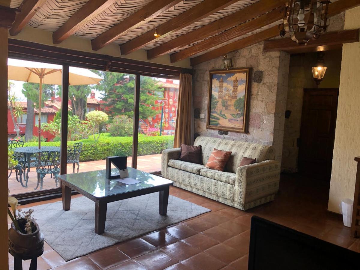 Villa San Jose Hotel & Suites Морелия Экстерьер фото